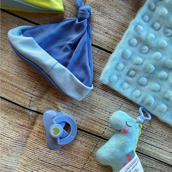 Blue and Yellow baby doll Accessory Set - Picture 2 of 4